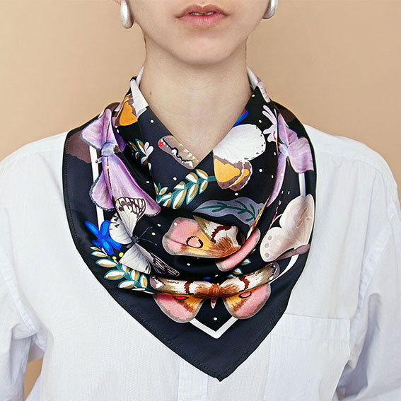 Pañuelo Sueño de Mariposas 60