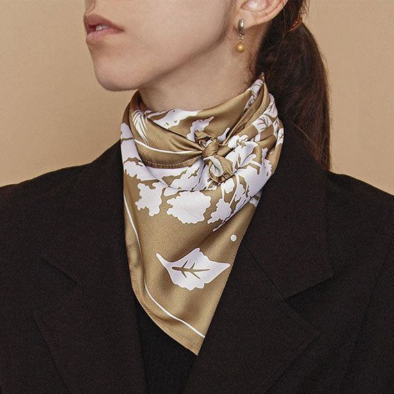 Panuelo-Paisaje-Chileno-Dorado