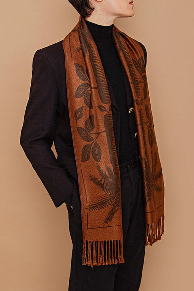 LOUIS VUITTON. Chal bufanda de seda y lana color negro.