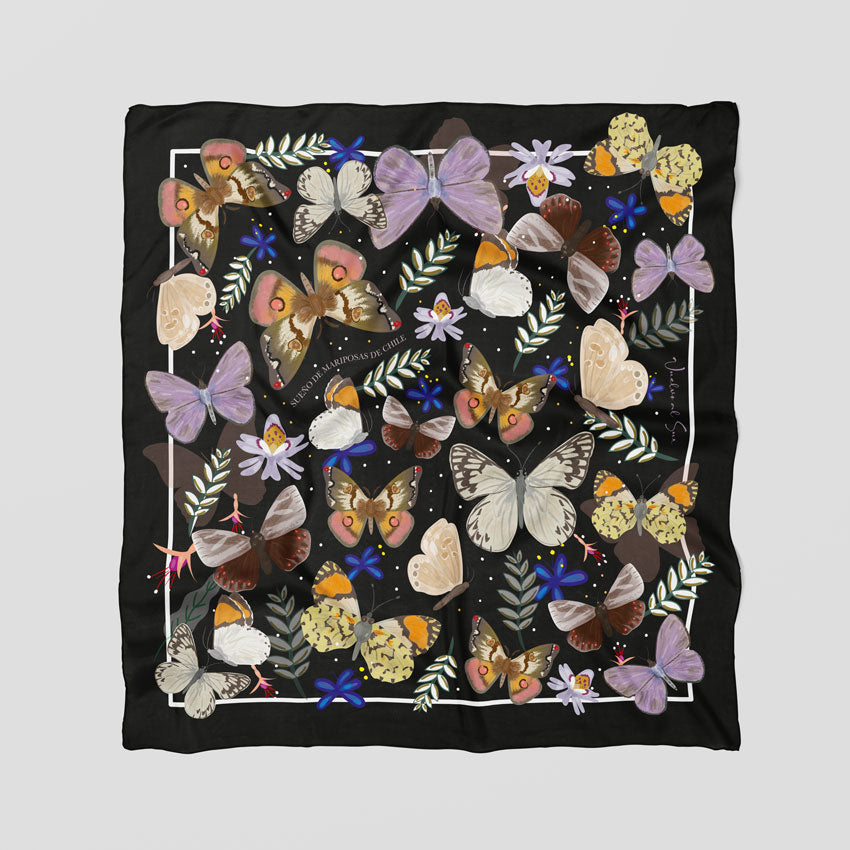 Pañuelo de Lana y Seda Mariposas de Chile · 90 cm