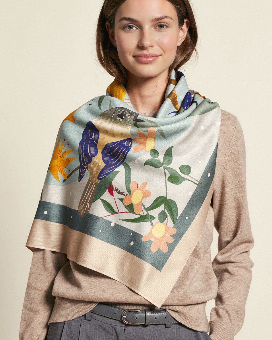 Pañuelo de Lana y Seda Pequeñas Aves Beige · 90 cm