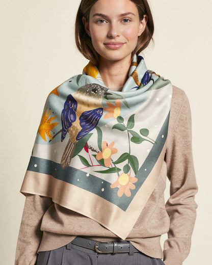 Pañuelo de Lana y Seda Pequeñas Aves Beige · 90 cm