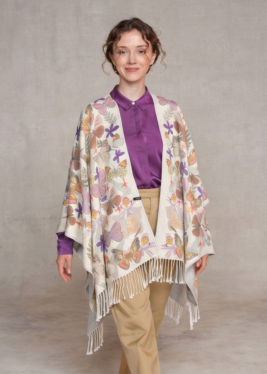 Ruana con Alpaca Reversible Sueño de Mariposas