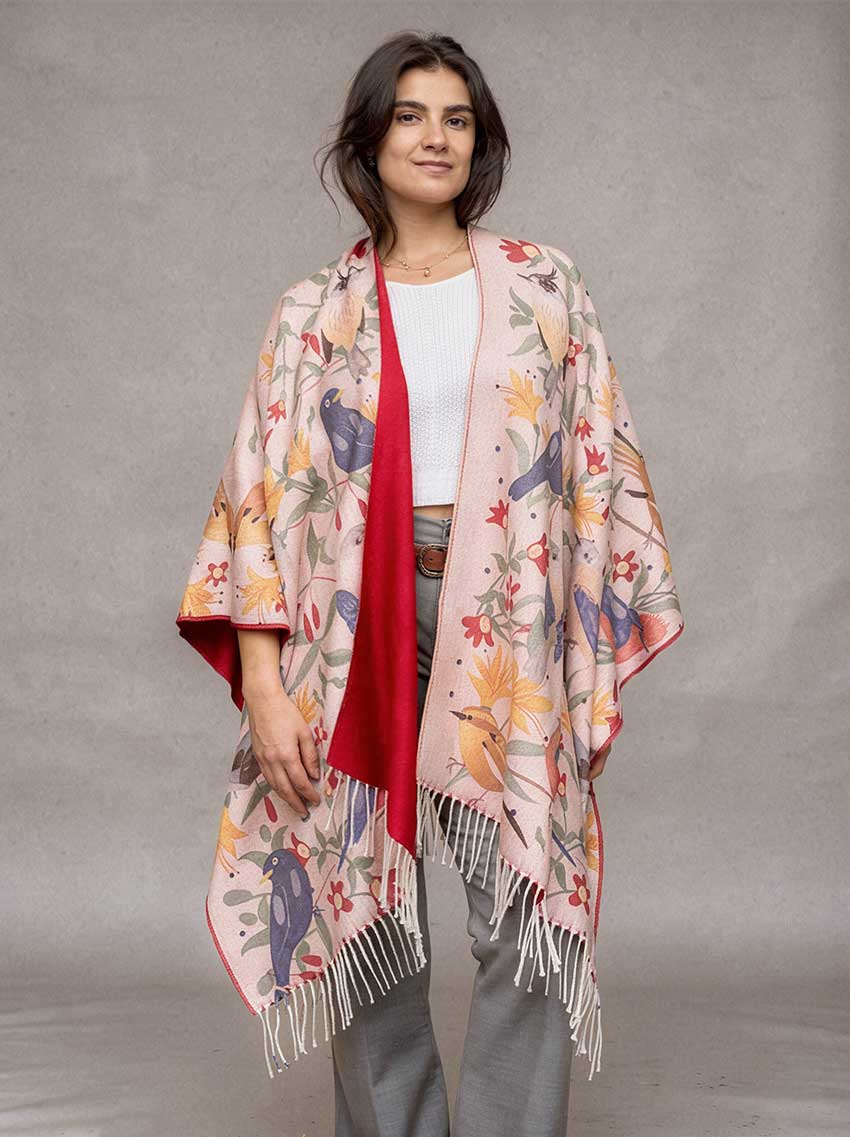 Ruana con Alpaca Pequeñas Aves Roja