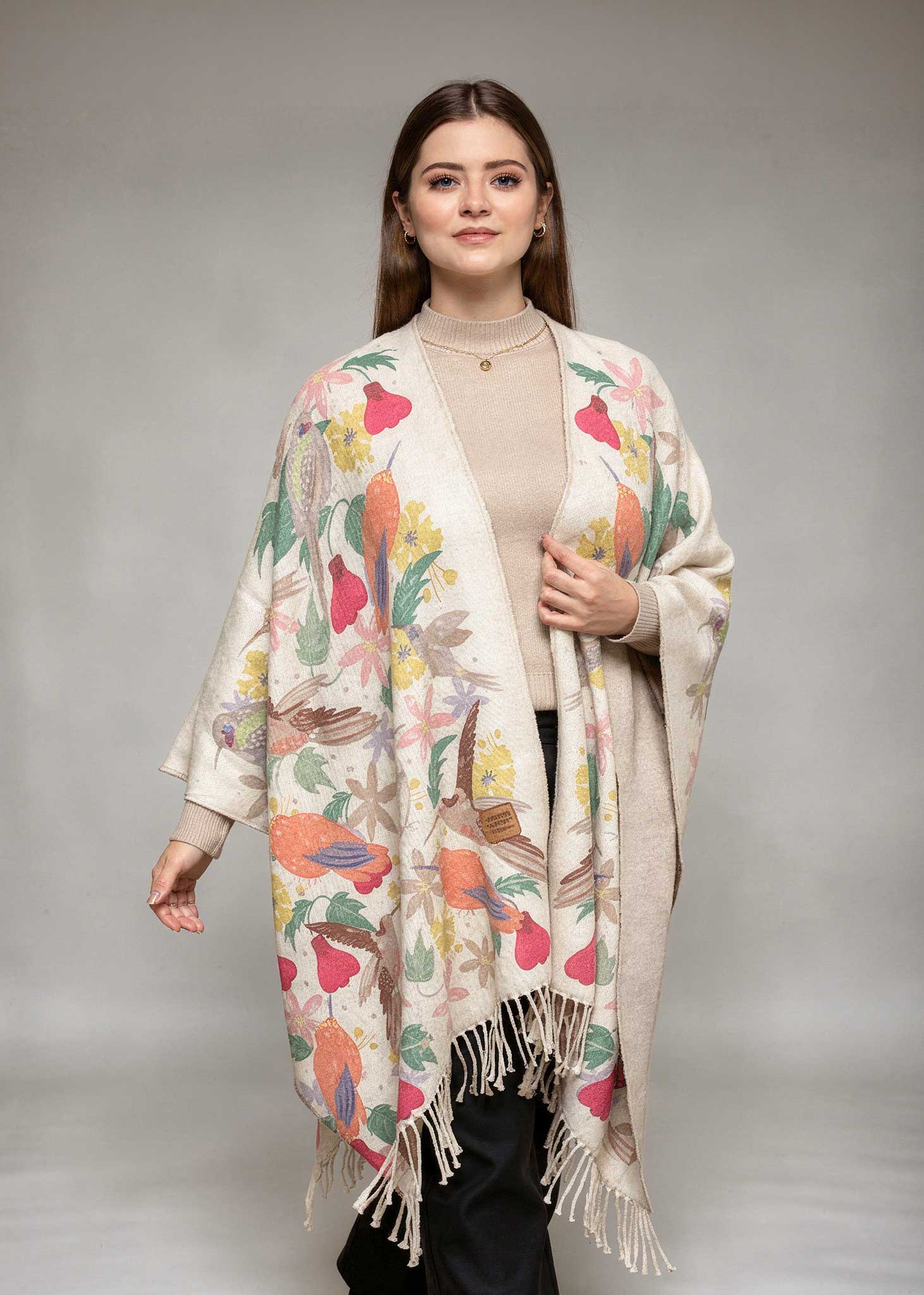 Ruana con Alpaca Picaflores de Chile